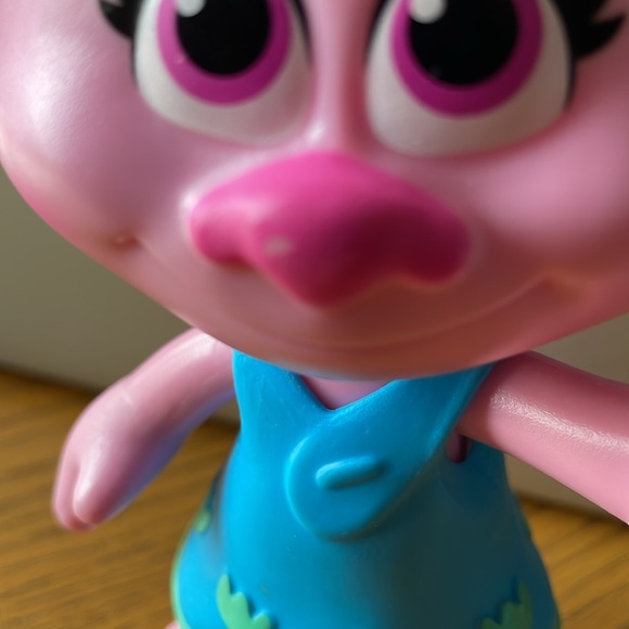 Poppy, Branch, & Guy Diamond Figures by Hasbro 2019 - Picture 6 of 13